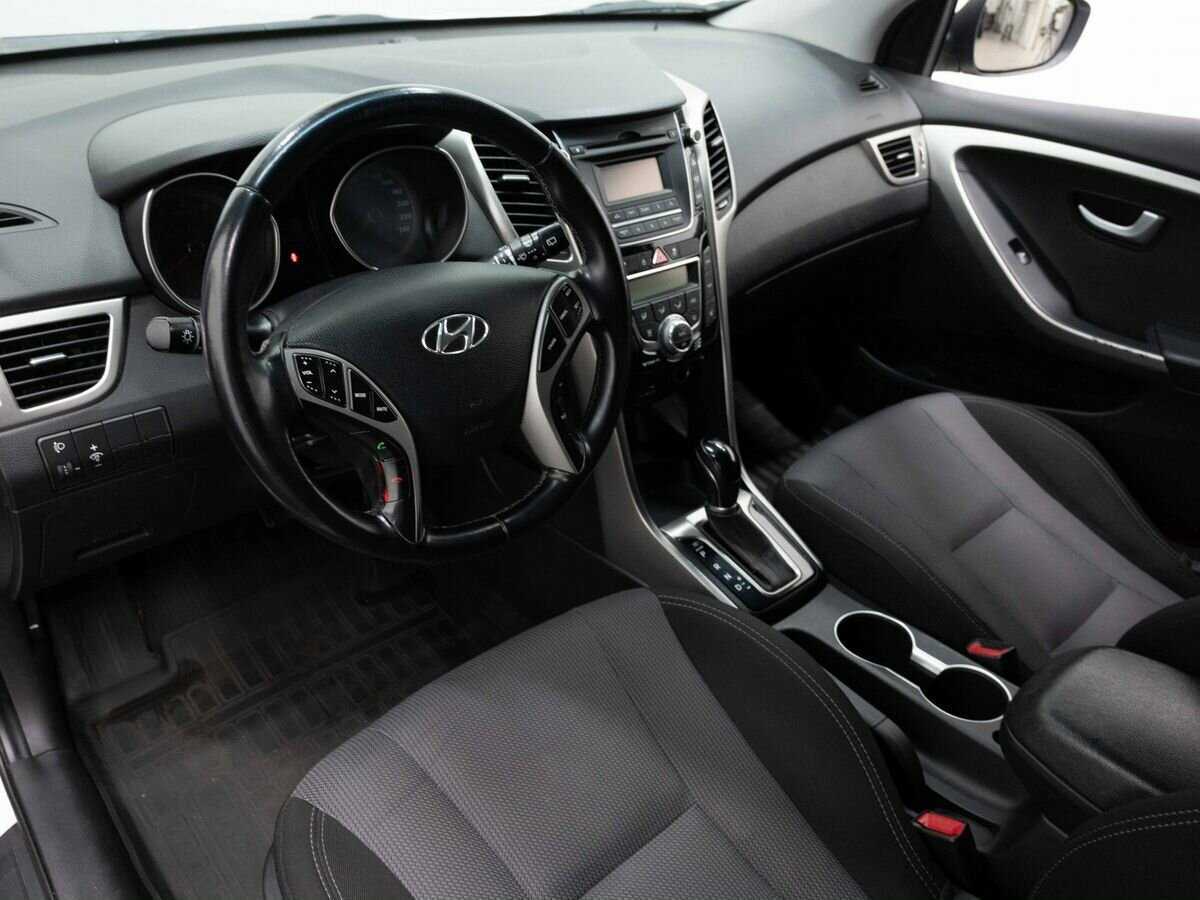 Hyundai i30 2013 года с пробегом. Фото: #6