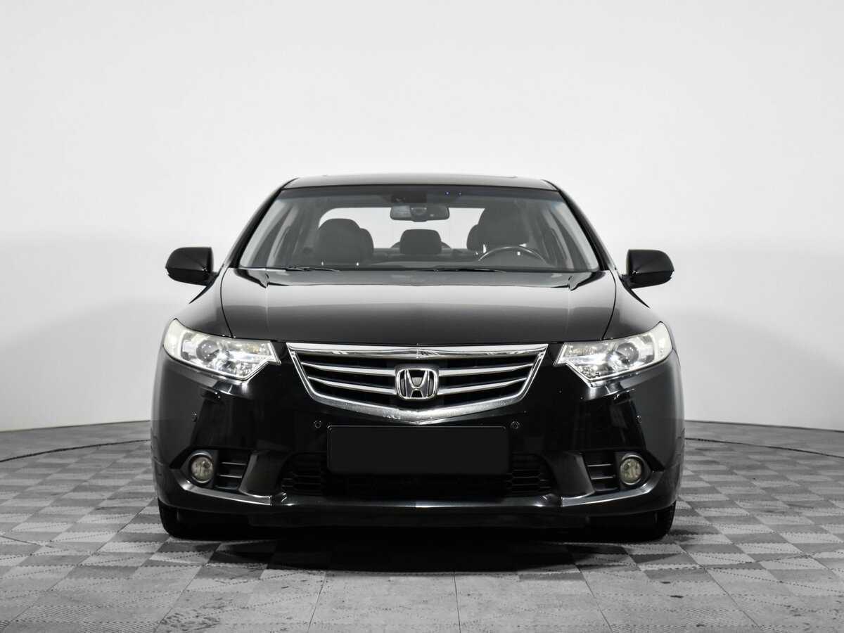Honda Accord 2012 года с пробегом. Фото: #1