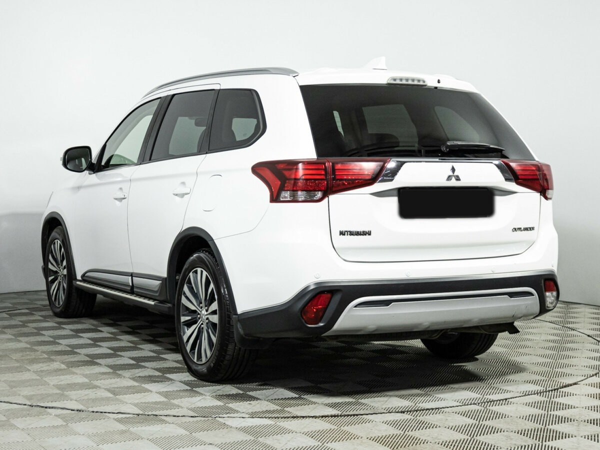 Mitsubishi Outlander 2019 года с пробегом. Фото: #5