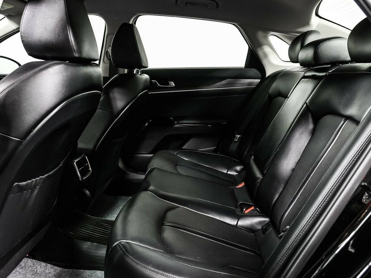 Kia K5 2021 года с пробегом. Фото: #12