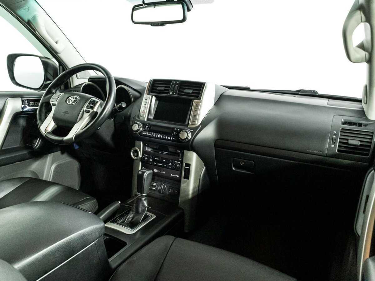 Toyota Land Cruiser Prado 2012 года с пробегом. Фото: #7