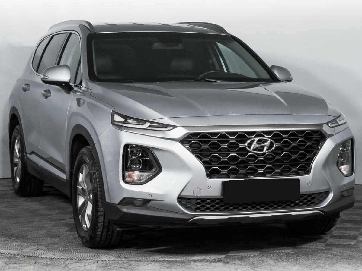 Hyundai Santa Fe 2018 года с пробегом. Фото: #2