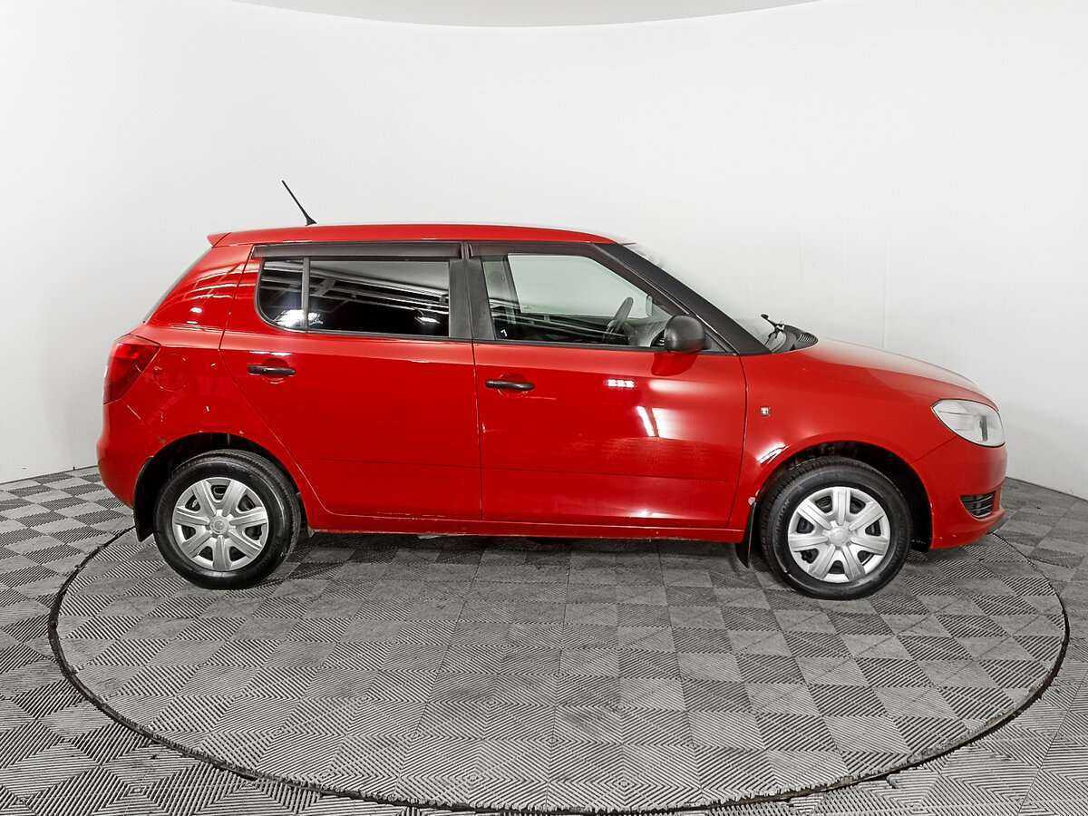 Skoda Fabia 2012 года с пробегом. Фото: #3