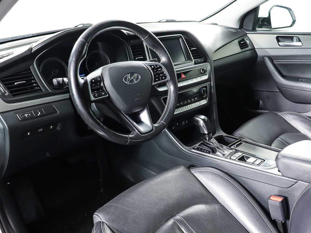 Hyundai Sonata 2018 года с пробегом. Фото: #12