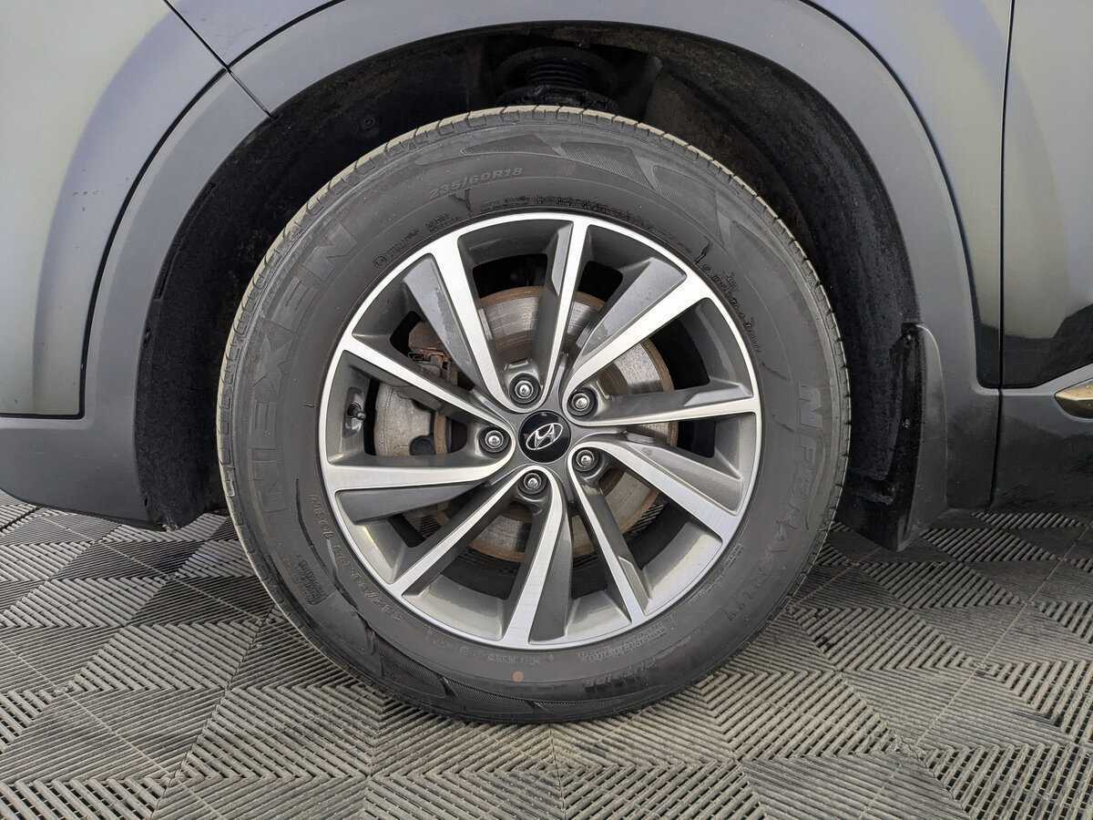 Hyundai Santa Fe 2020 года с пробегом. Фото: #11