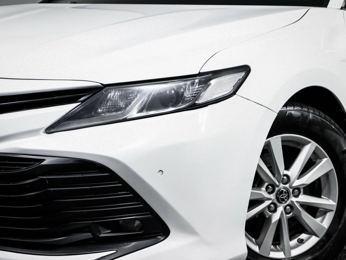 Toyota Camry 2018 года с пробегом. Фото: #15