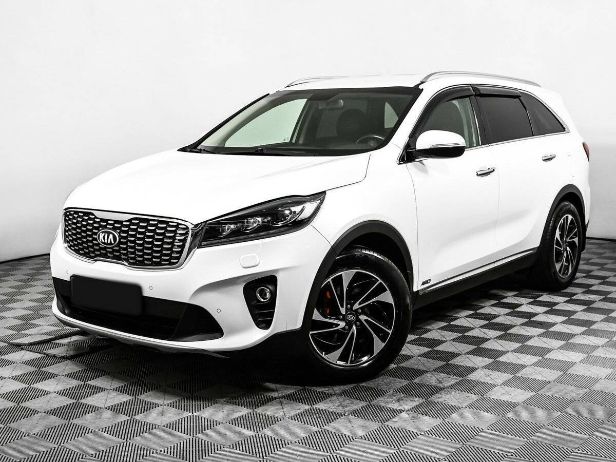 Kia Sorento 2018 года с пробегом. Посмотреть фото