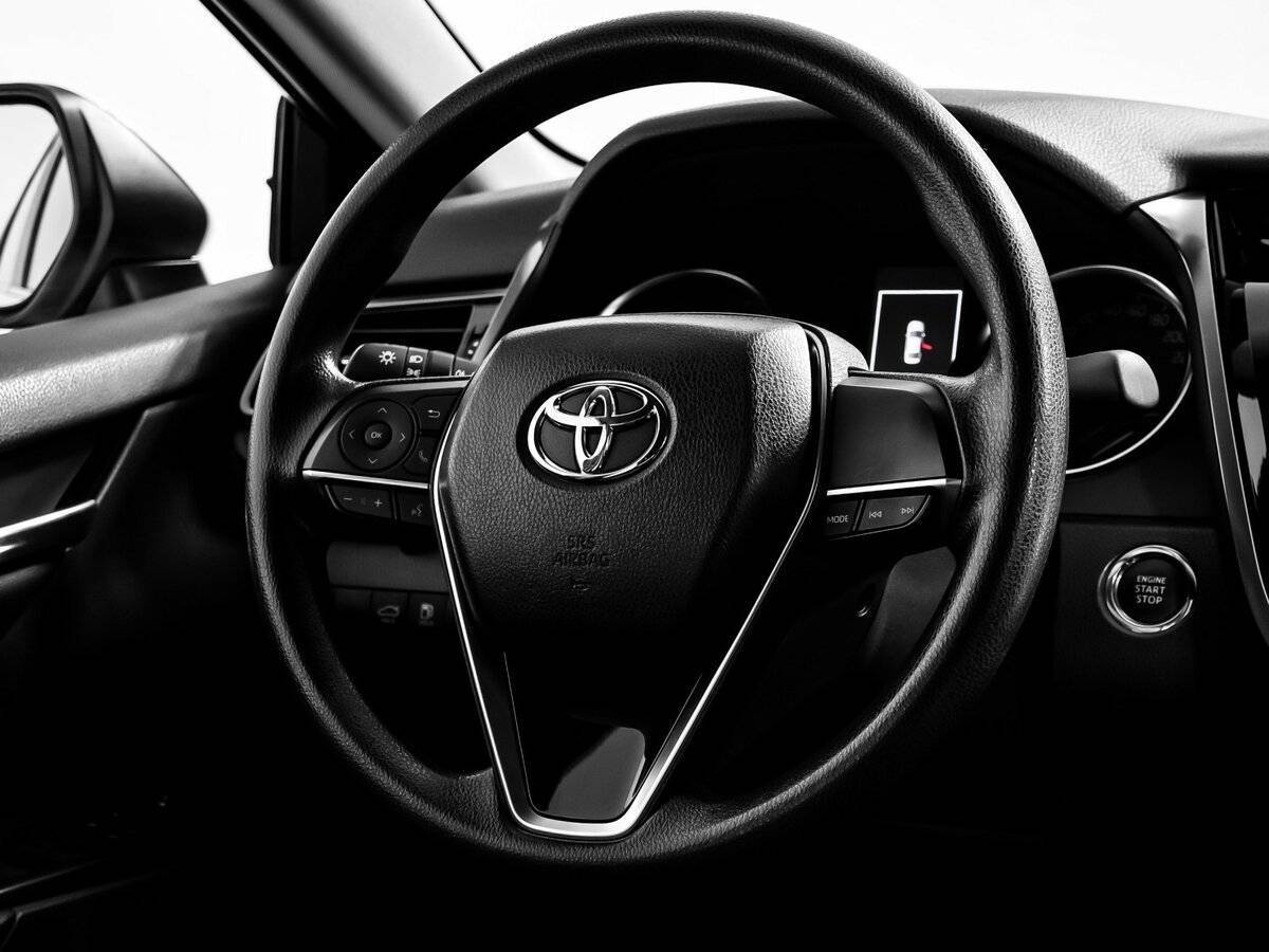 Toyota Camry 2021 года с пробегом. Фото: #11