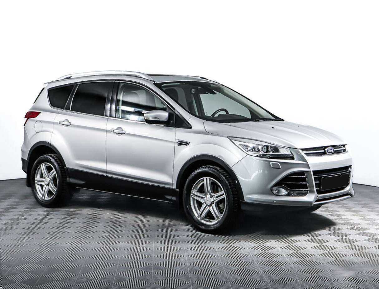 Ford Kuga 2013 года с пробегом. Фото: #2