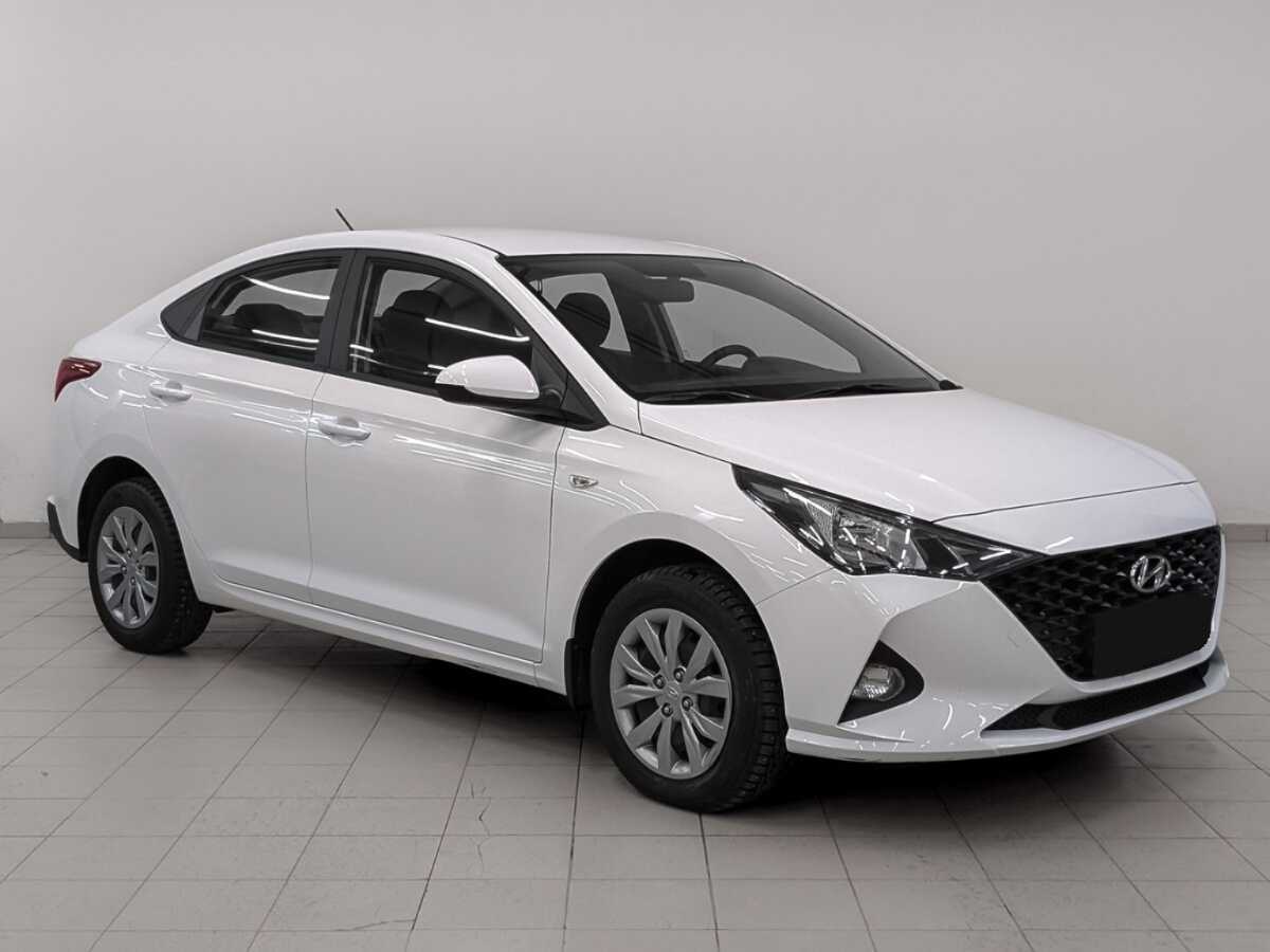 Hyundai Solaris 2021 года с пробегом. Фото: #2