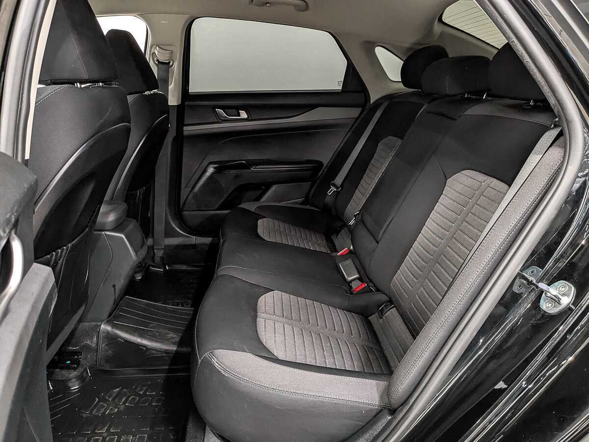 Kia K5 2021 года с пробегом. Фото: #16