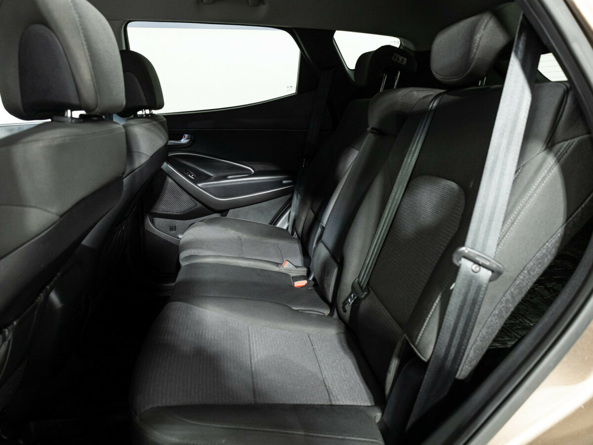 Hyundai Santa Fe 2013 года с пробегом. Фото: #7