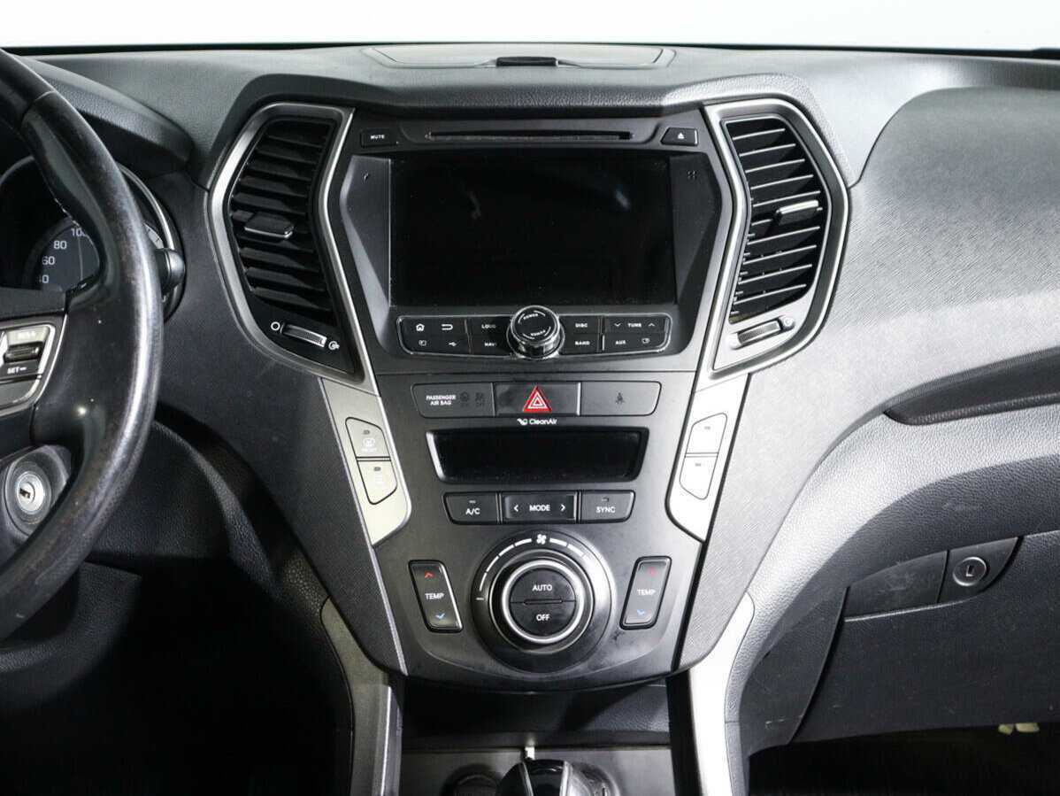 Hyundai Santa Fe 2015 года с пробегом. Фото: #12