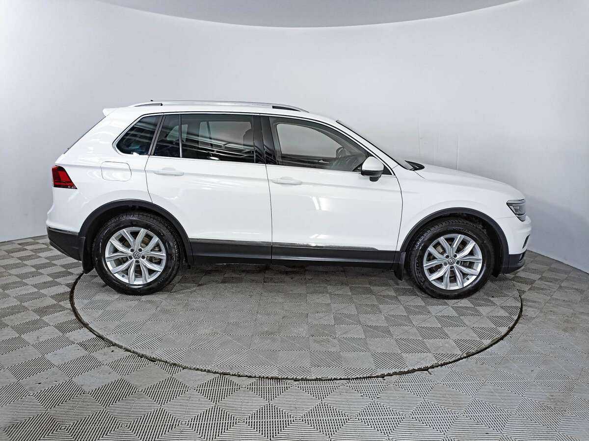 Volkswagen Tiguan 2017 года с пробегом. Фото: #3