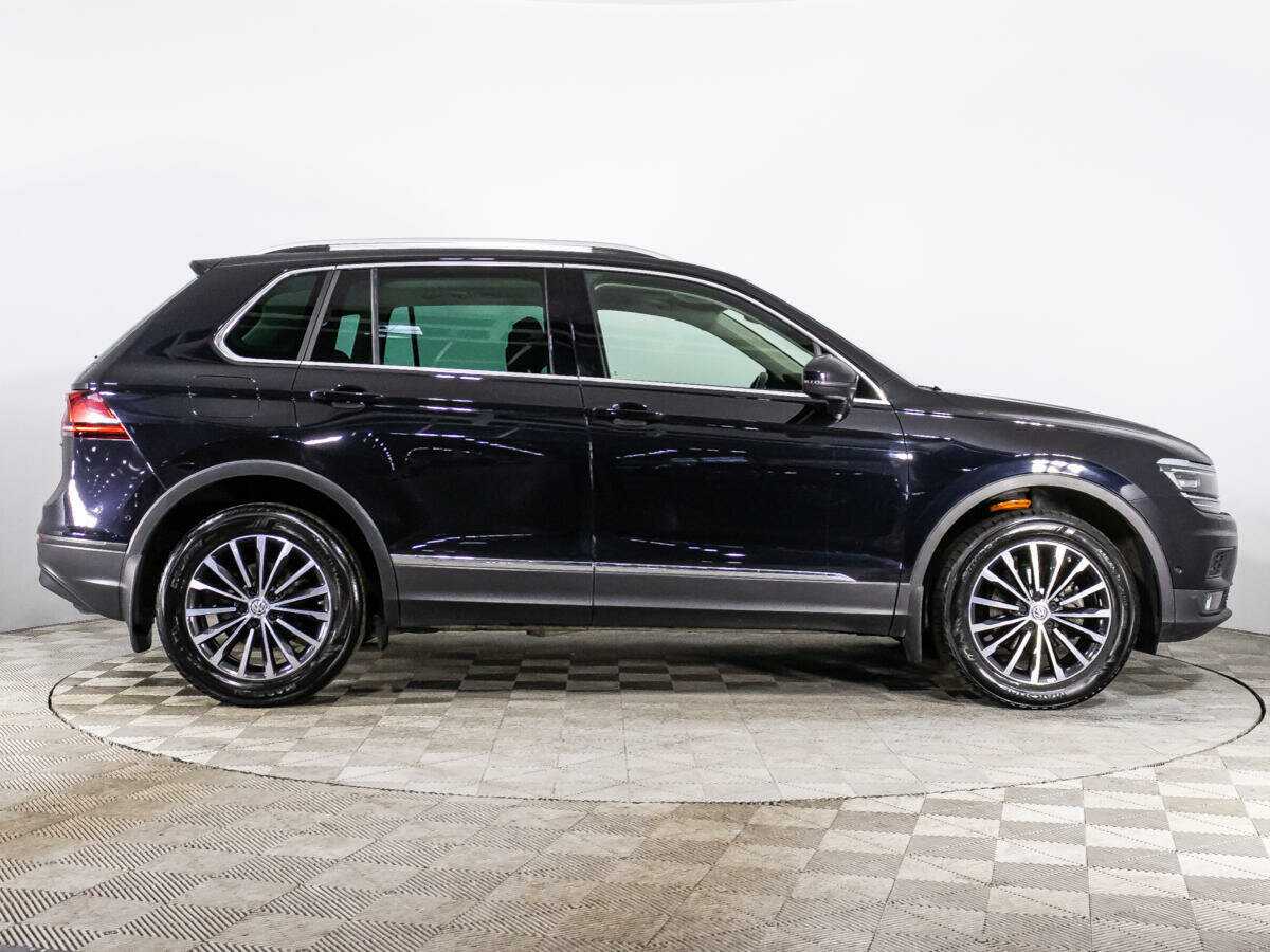 Volkswagen Tiguan 2018 года с пробегом. Фото: #3