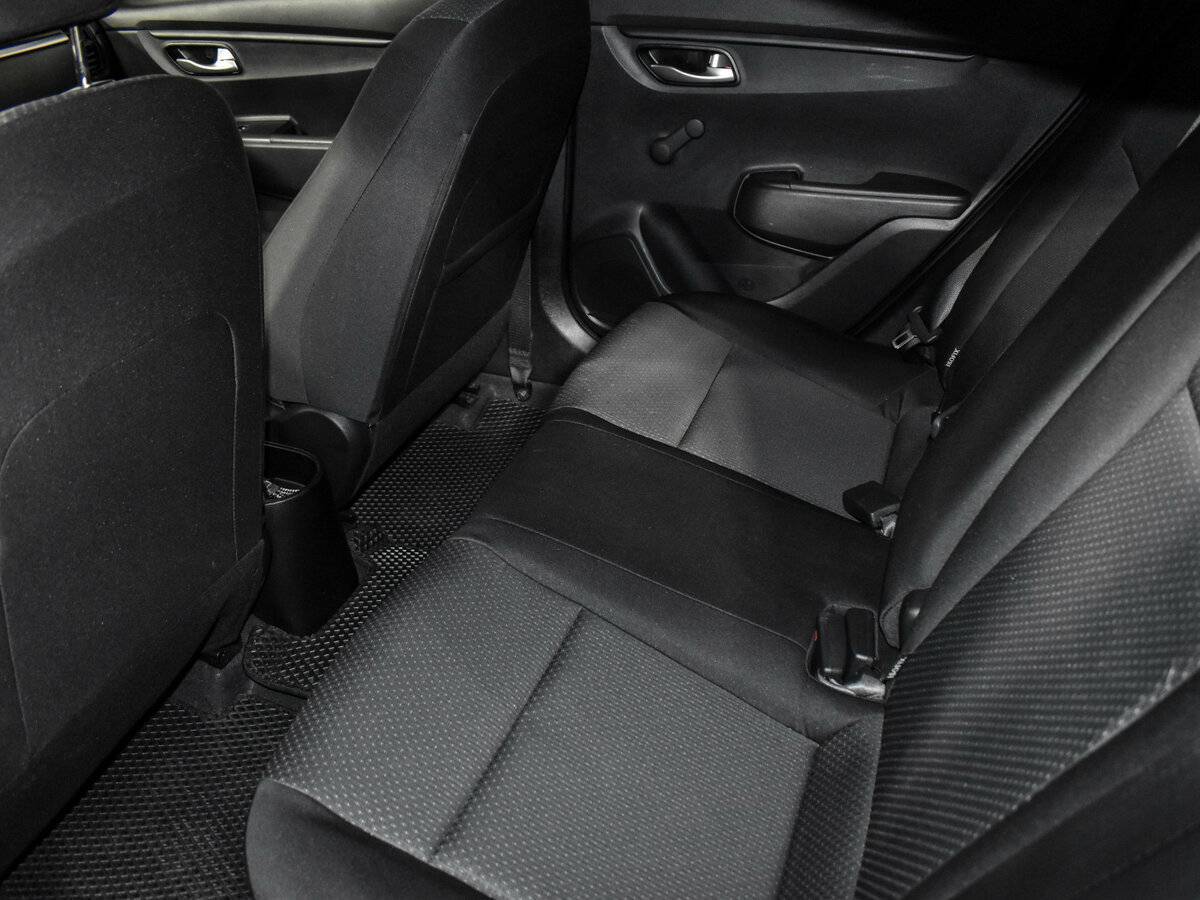 Kia Rio 2020 года с пробегом. Фото: #9