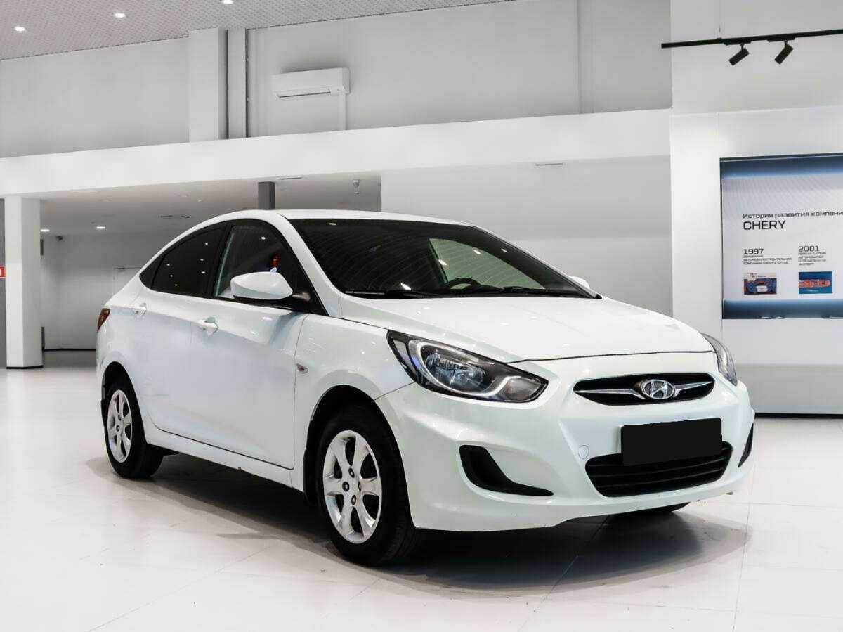 Hyundai Solaris 2012 года с пробегом. Фото: #2