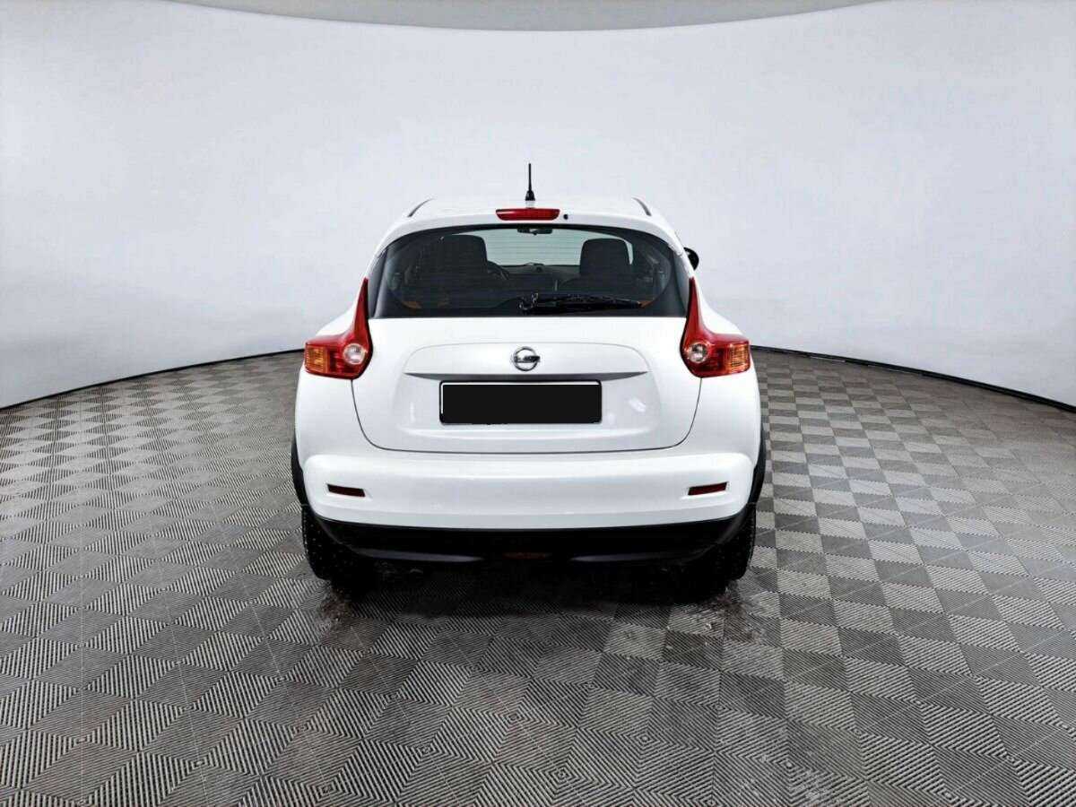 Nissan Juke 2013 года с пробегом. Фото: #5