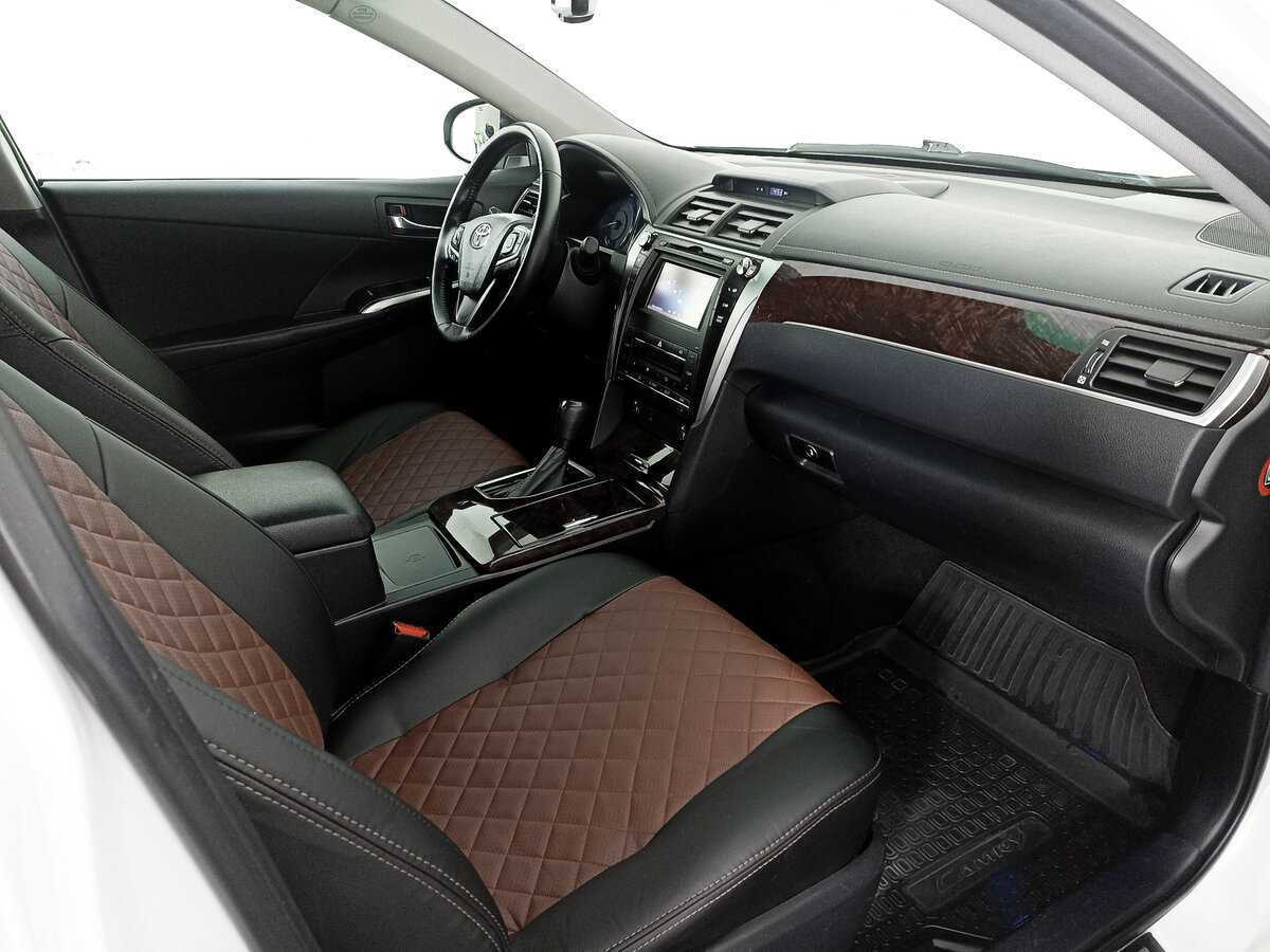 Toyota Camry 2017 года с пробегом. Фото: #10