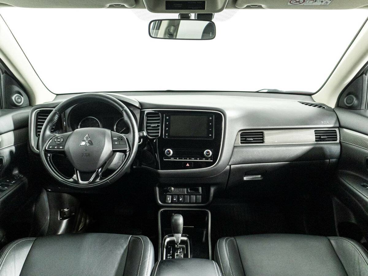 Mitsubishi Outlander 2020 года с пробегом. Фото: #12