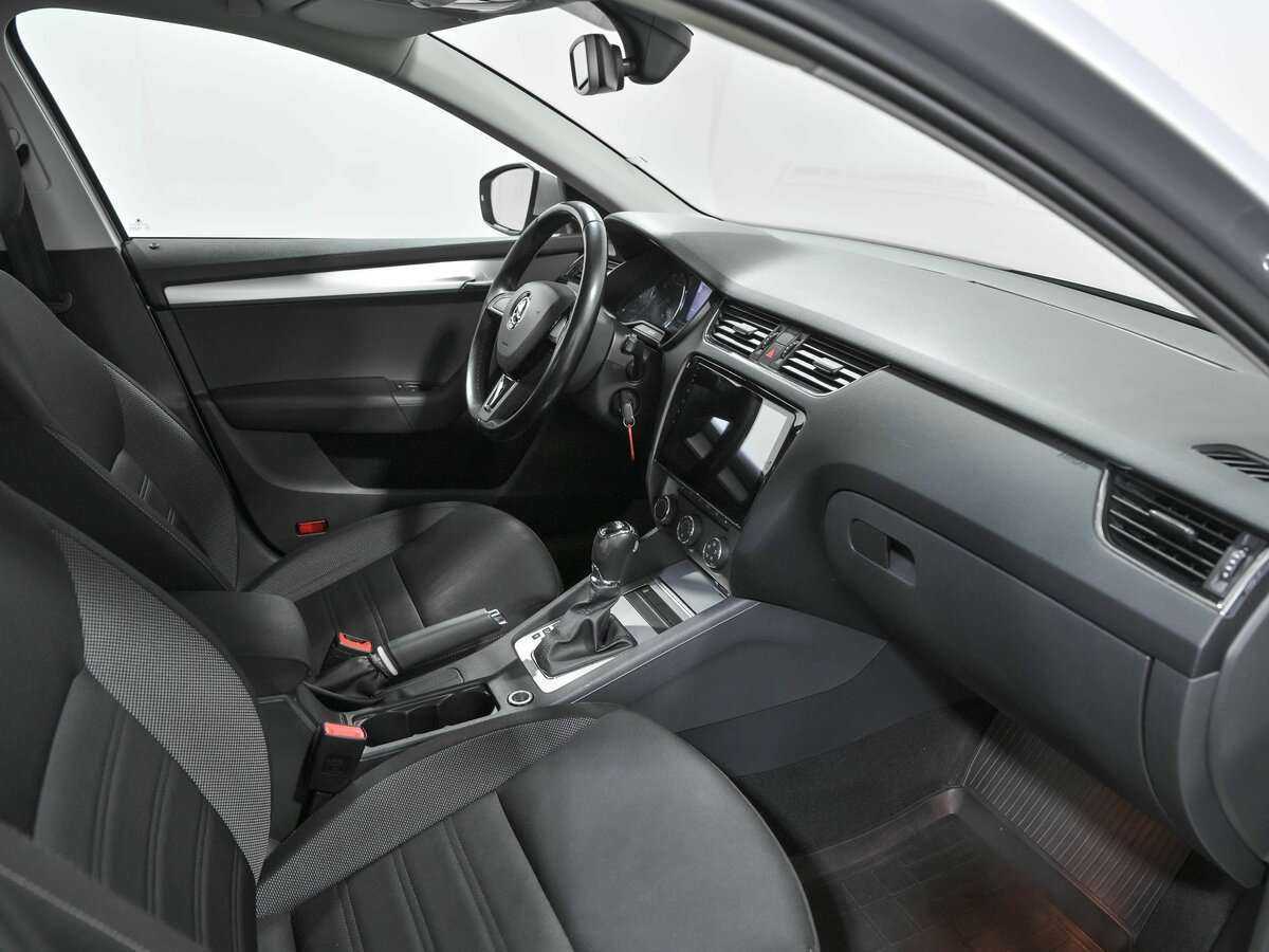 Skoda Octavia 2017 года с пробегом. Фото: #14
