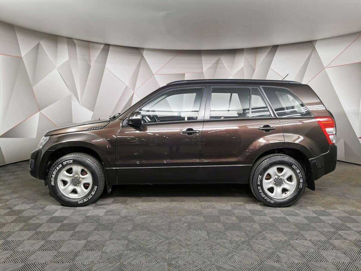 Suzuki Grand Vitara 2013 года с пробегом. Фото: #4