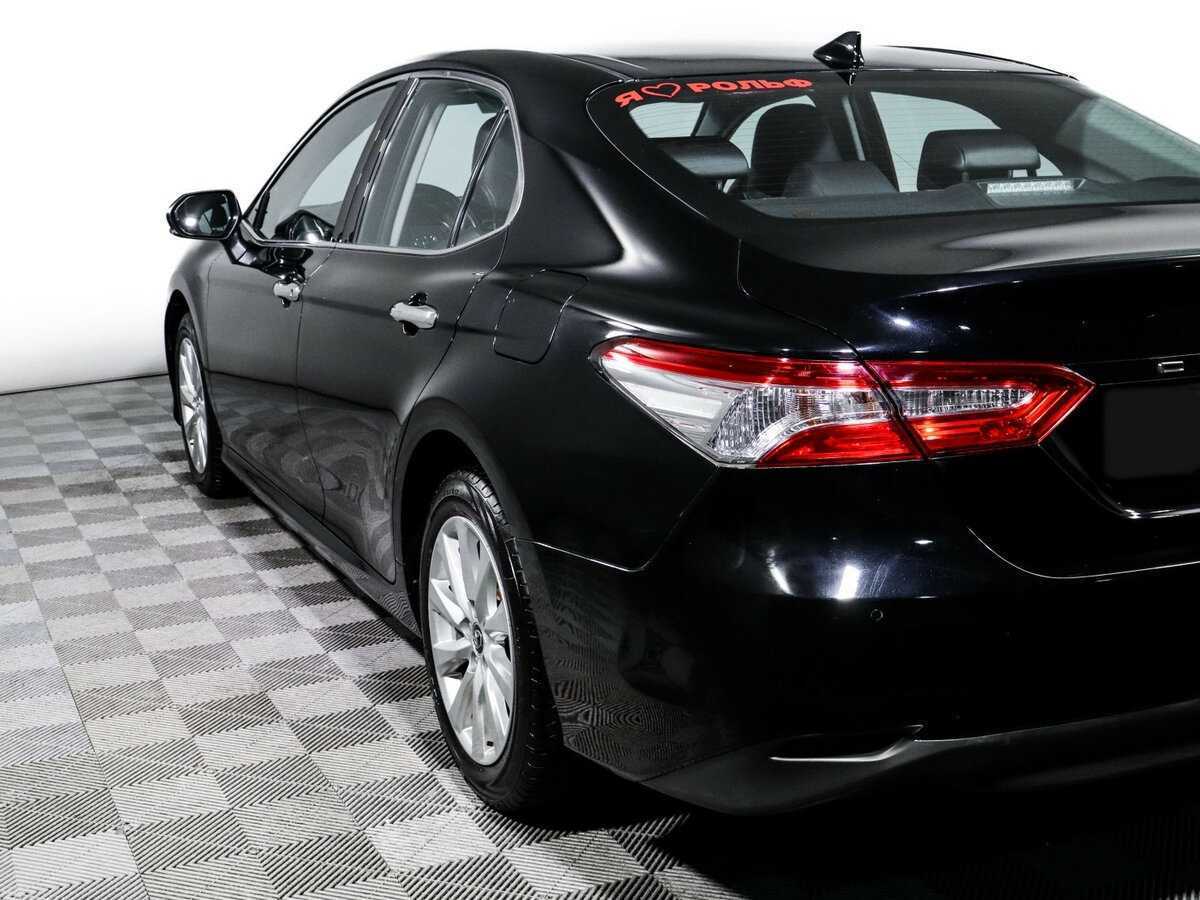 Toyota Camry 2019 года с пробегом. Фото: #16
