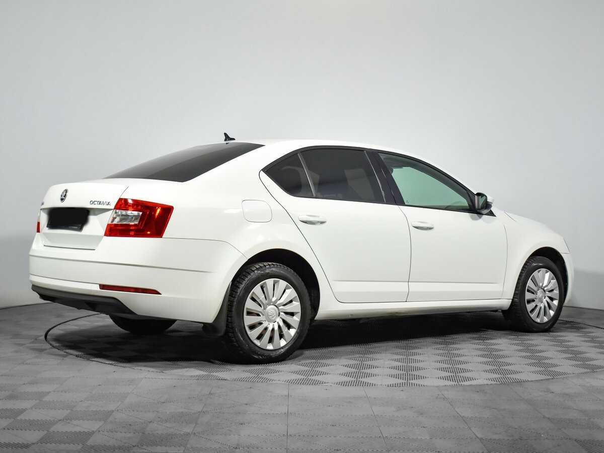Skoda Octavia 2018 года с пробегом. Фото: #3