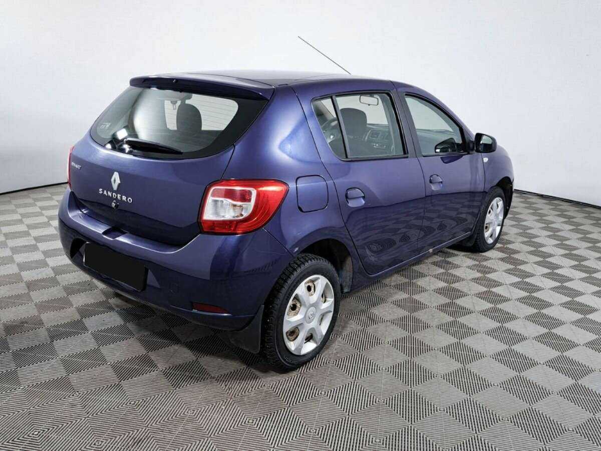 Renault Sandero 2015 года с пробегом. Фото: #4