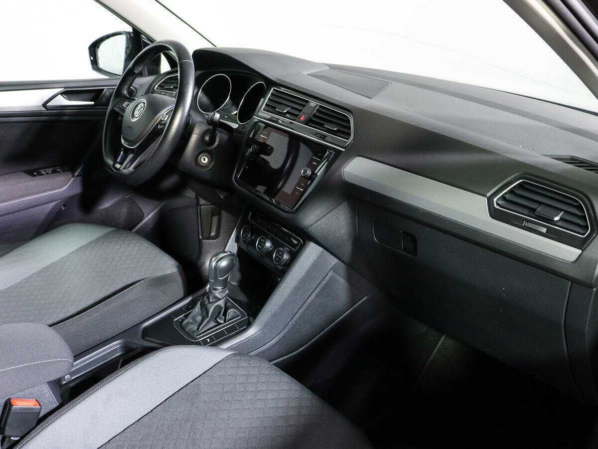 Volkswagen Tiguan 2019 года с пробегом. Фото: #6