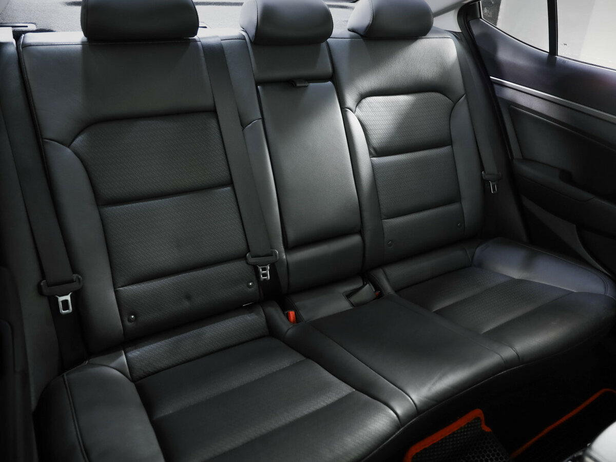 Hyundai Elantra 2016 года с пробегом. Фото: #19