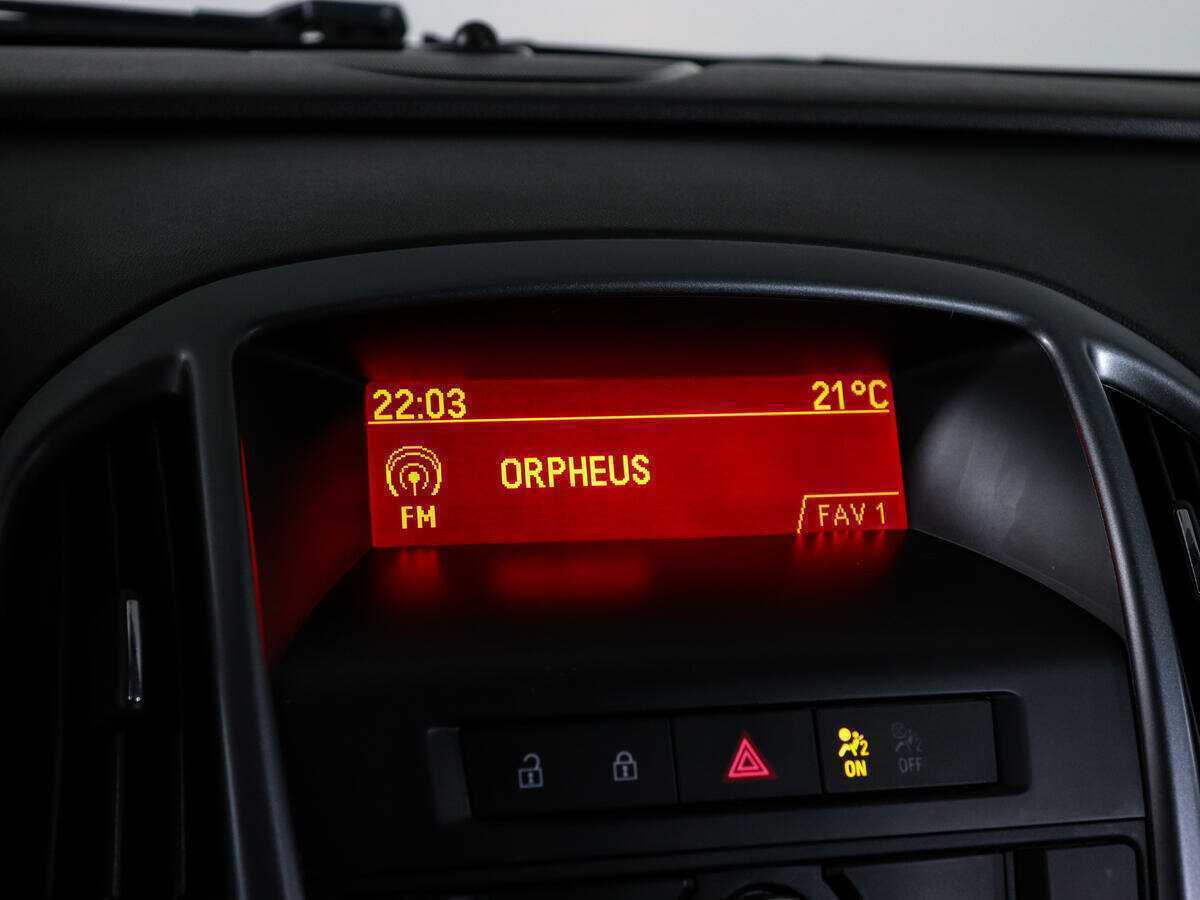 Opel Astra 2012 года с пробегом. Фото: #18