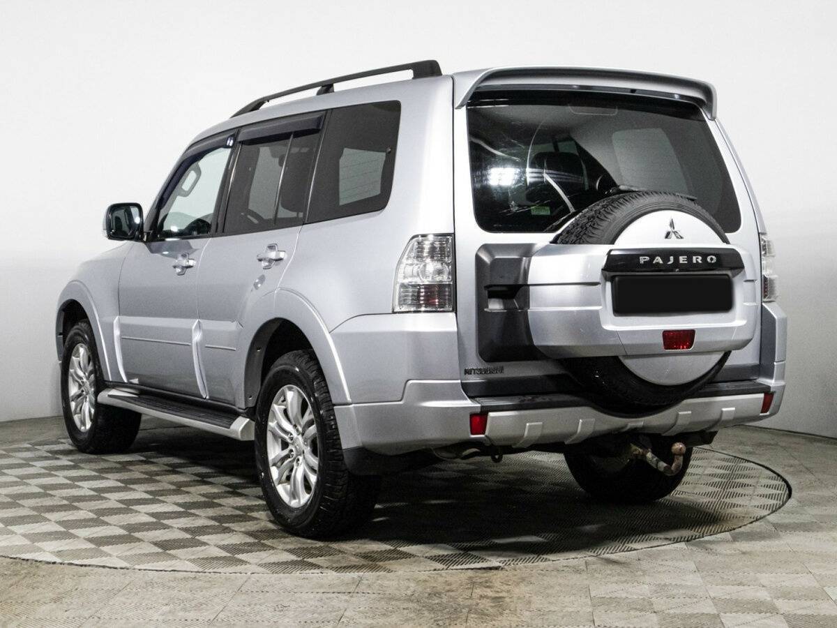 Mitsubishi Pajero 2012 года с пробегом. Фото: #6