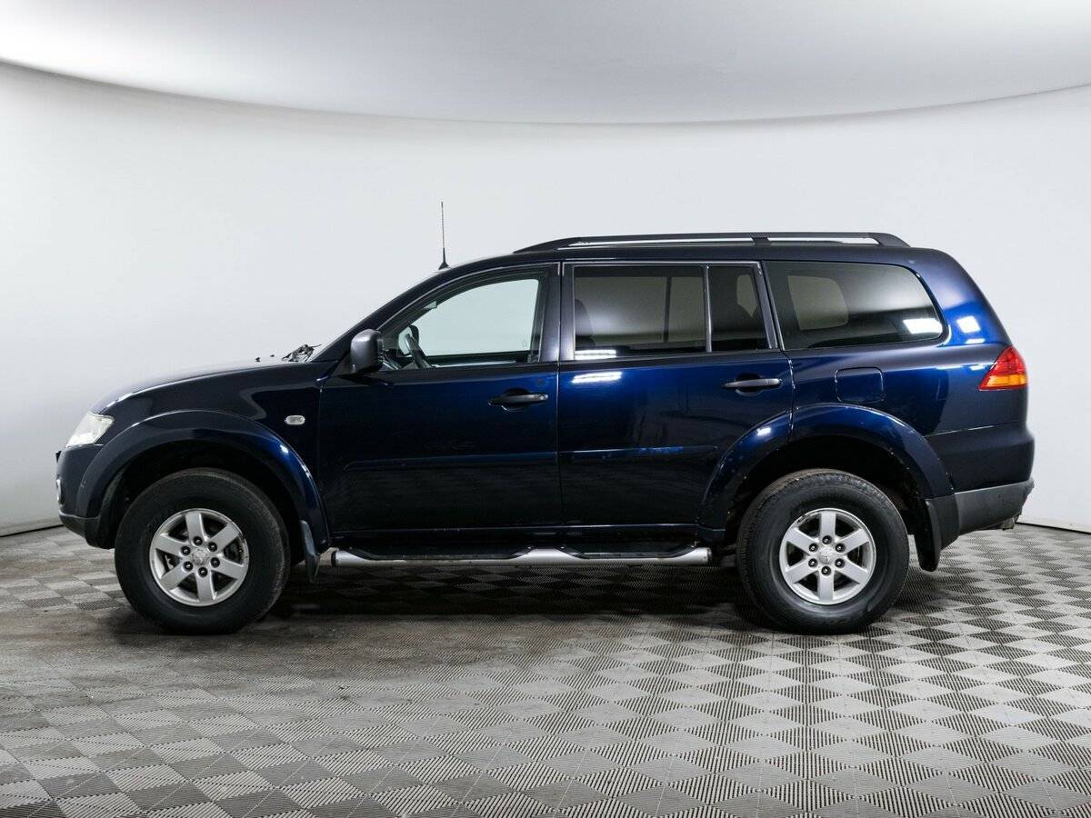 Mitsubishi Pajero Sport 2012 года с пробегом. Фото: #7