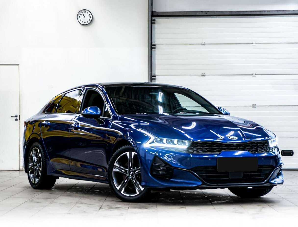 Kia K5 2021 года с пробегом. Фото: #1