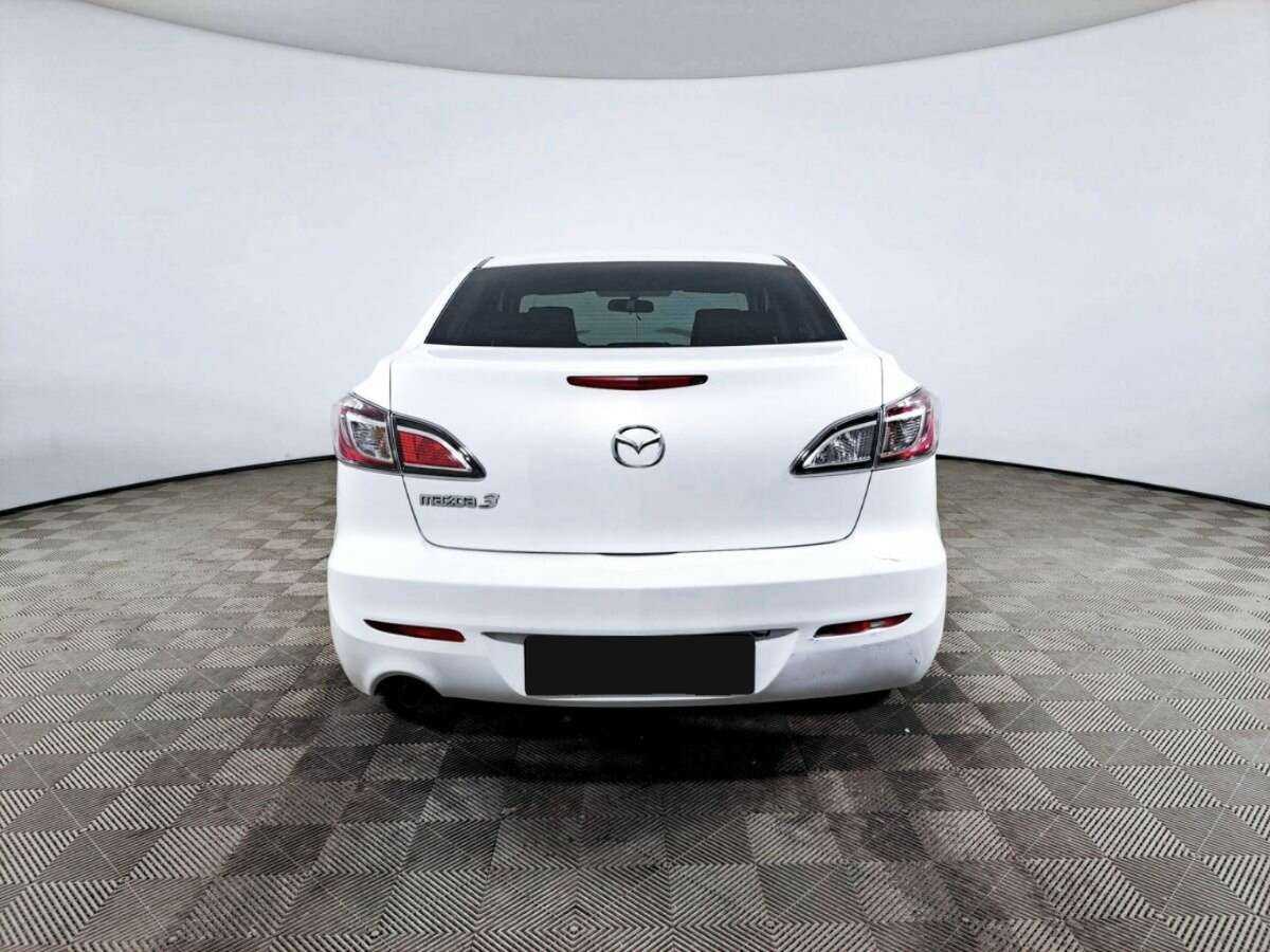 Mazda 3 2013 года с пробегом. Фото: #5