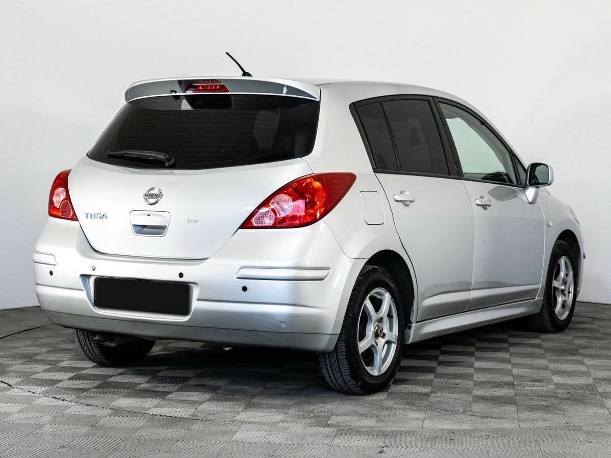 Nissan Tiida 2013 года с пробегом. Фото: #3
