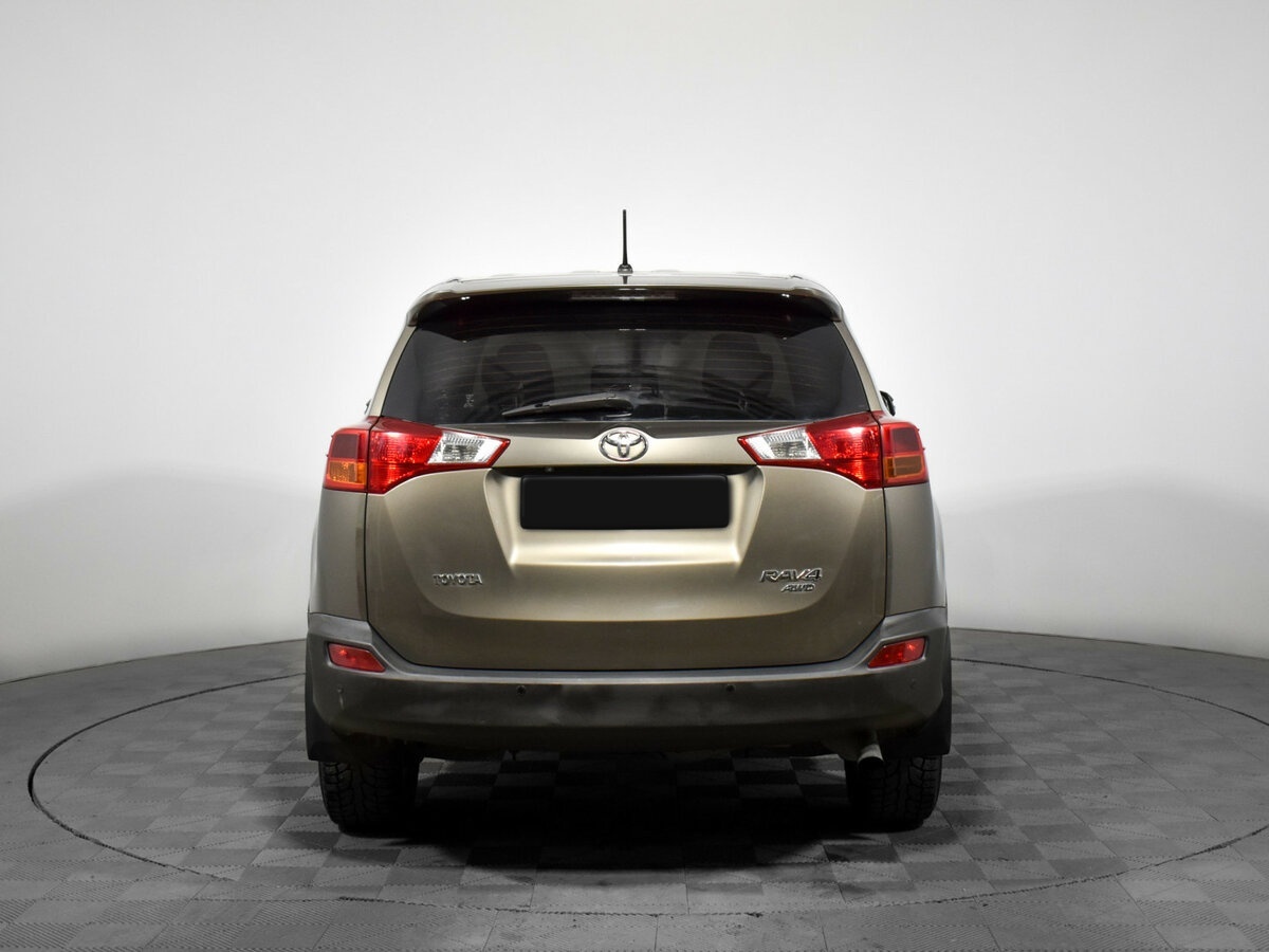 Toyota RAV4 2013 года с пробегом. Фото: #5