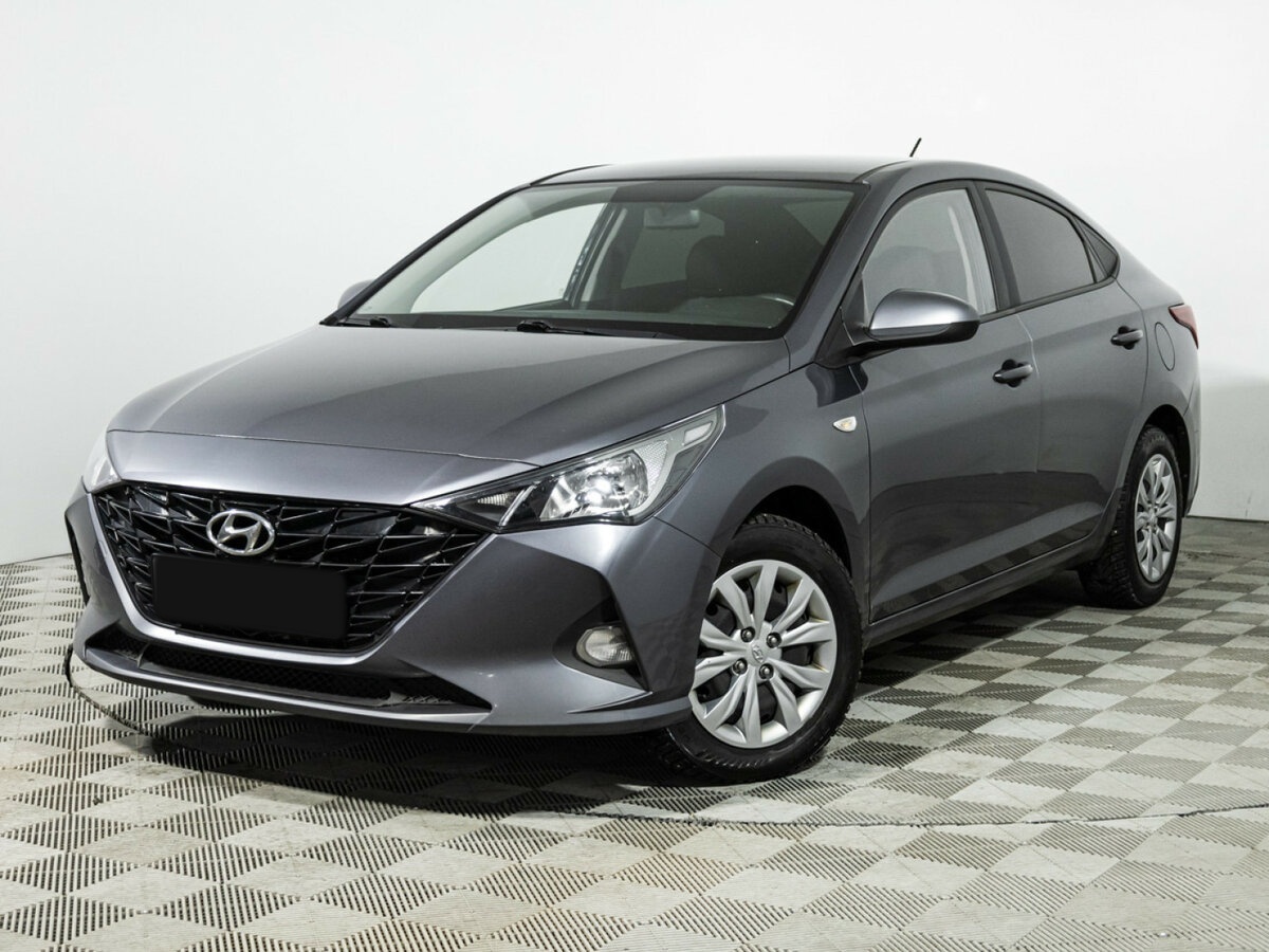 Hyundai Solaris 2021 года с пробегом. Посмотреть фото