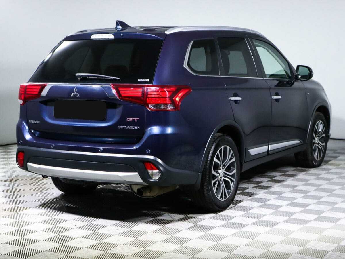 Mitsubishi Outlander 2017 года с пробегом. Фото: #3