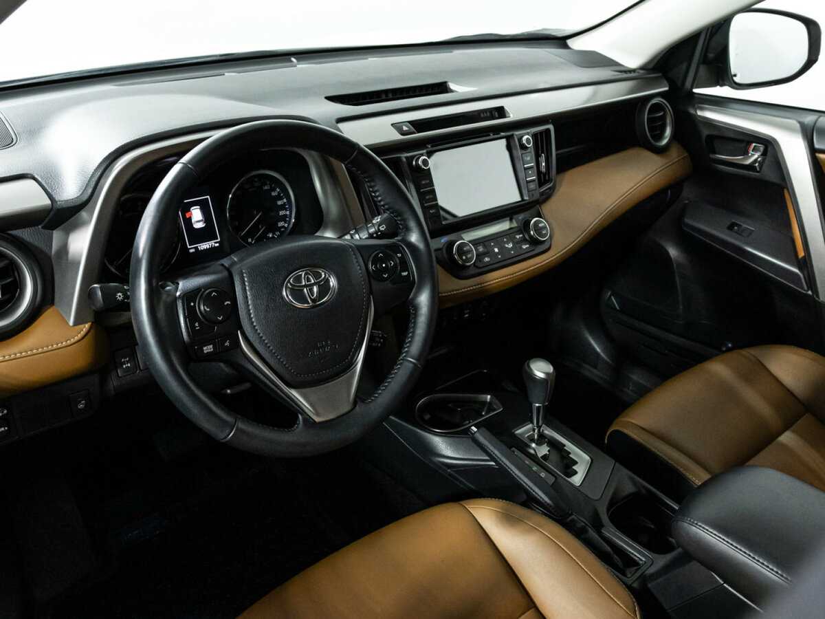 Toyota RAV4 2019 года с пробегом. Фото: #10