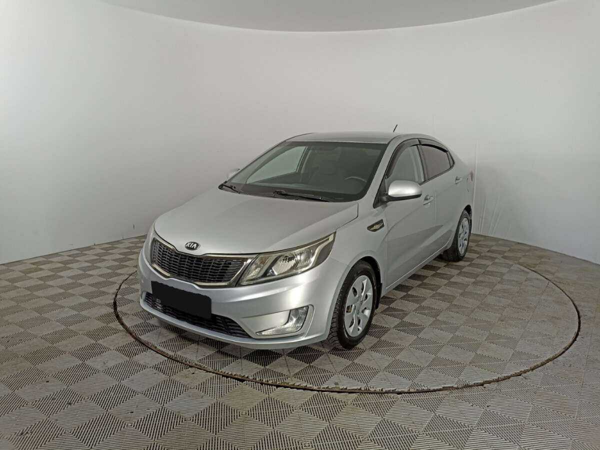 Kia Rio 2014 года с пробегом. Посмотреть фото