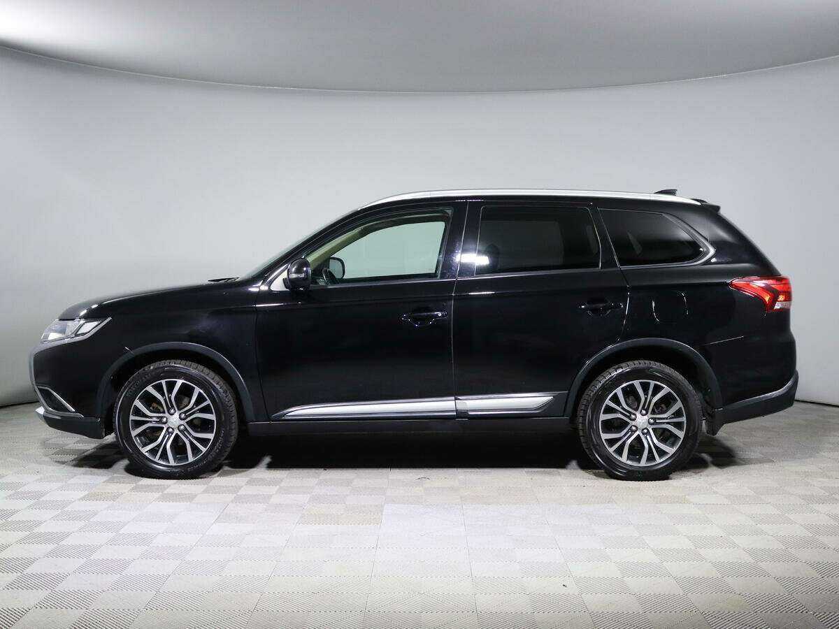 Mitsubishi Outlander 2018 года с пробегом. Фото: #7