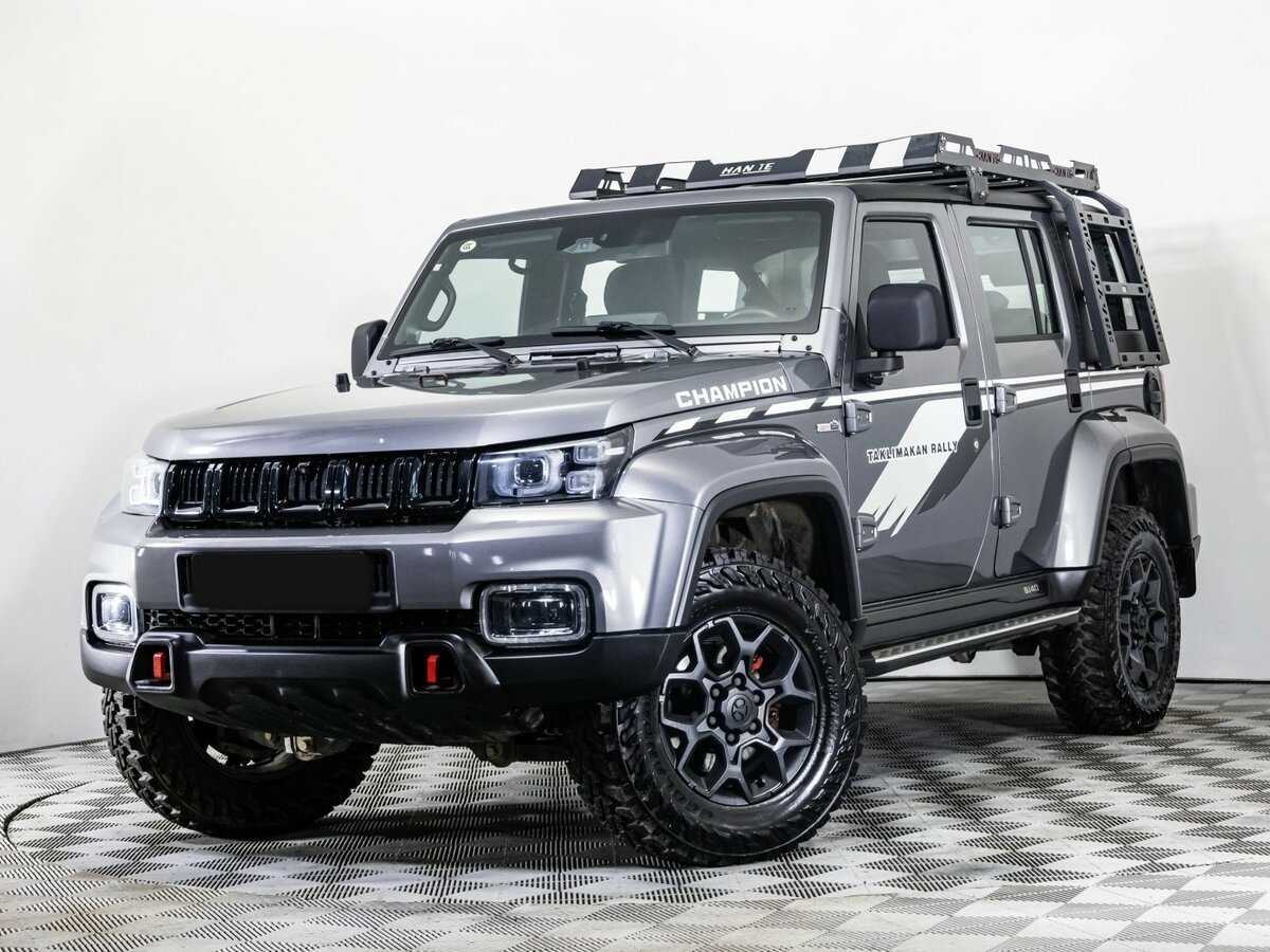 BAIC BJ40 2022 года с пробегом. Посмотреть фото