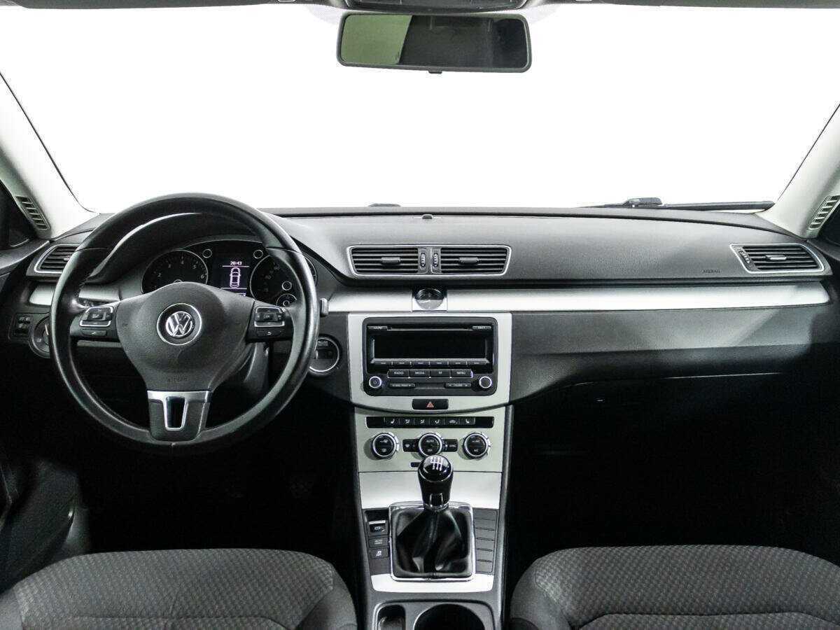 Volkswagen Passat 2013 года с пробегом. Фото: #12