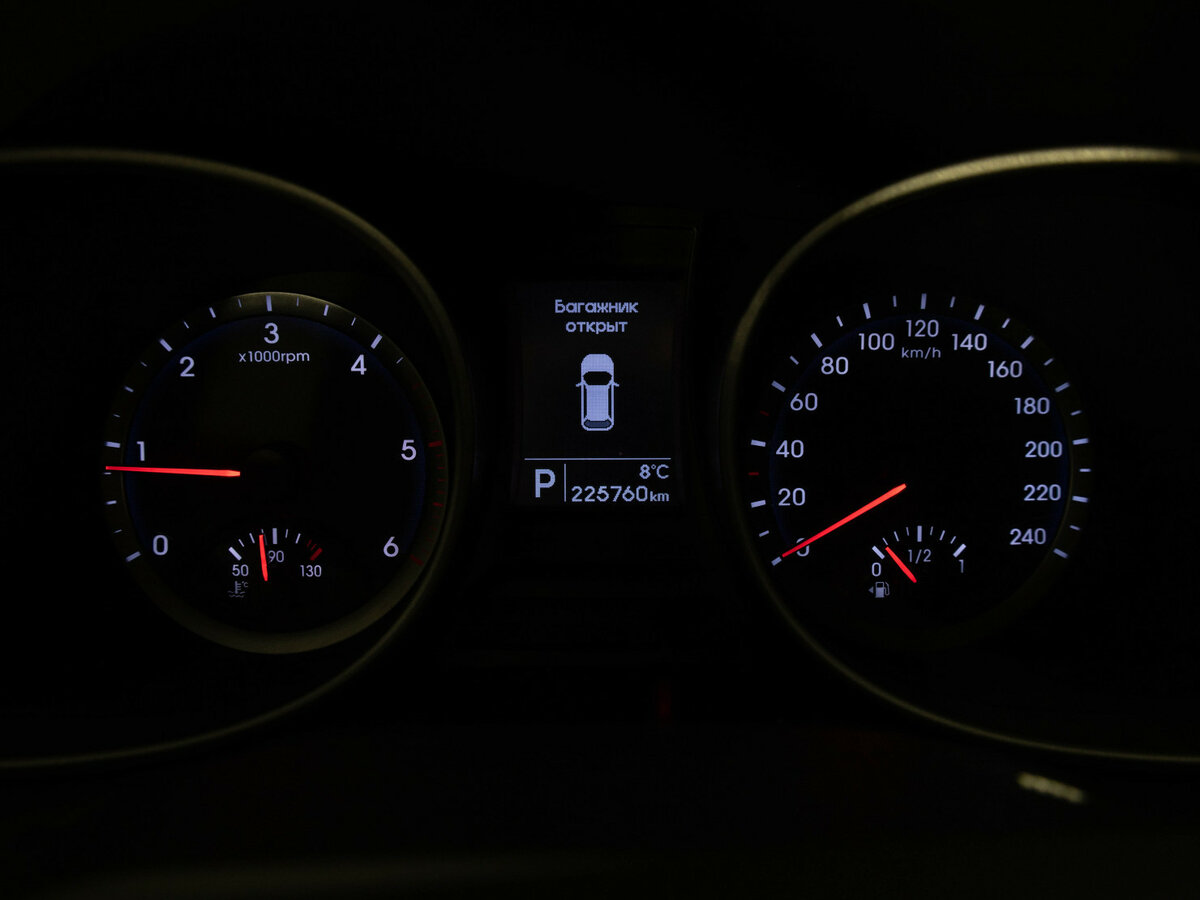 Hyundai Santa Fe 2014 года с пробегом. Фото: #12