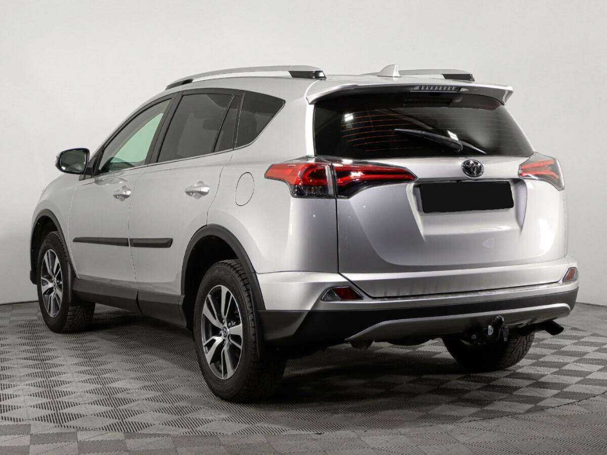 Toyota RAV4 2017 года с пробегом. Фото: #5