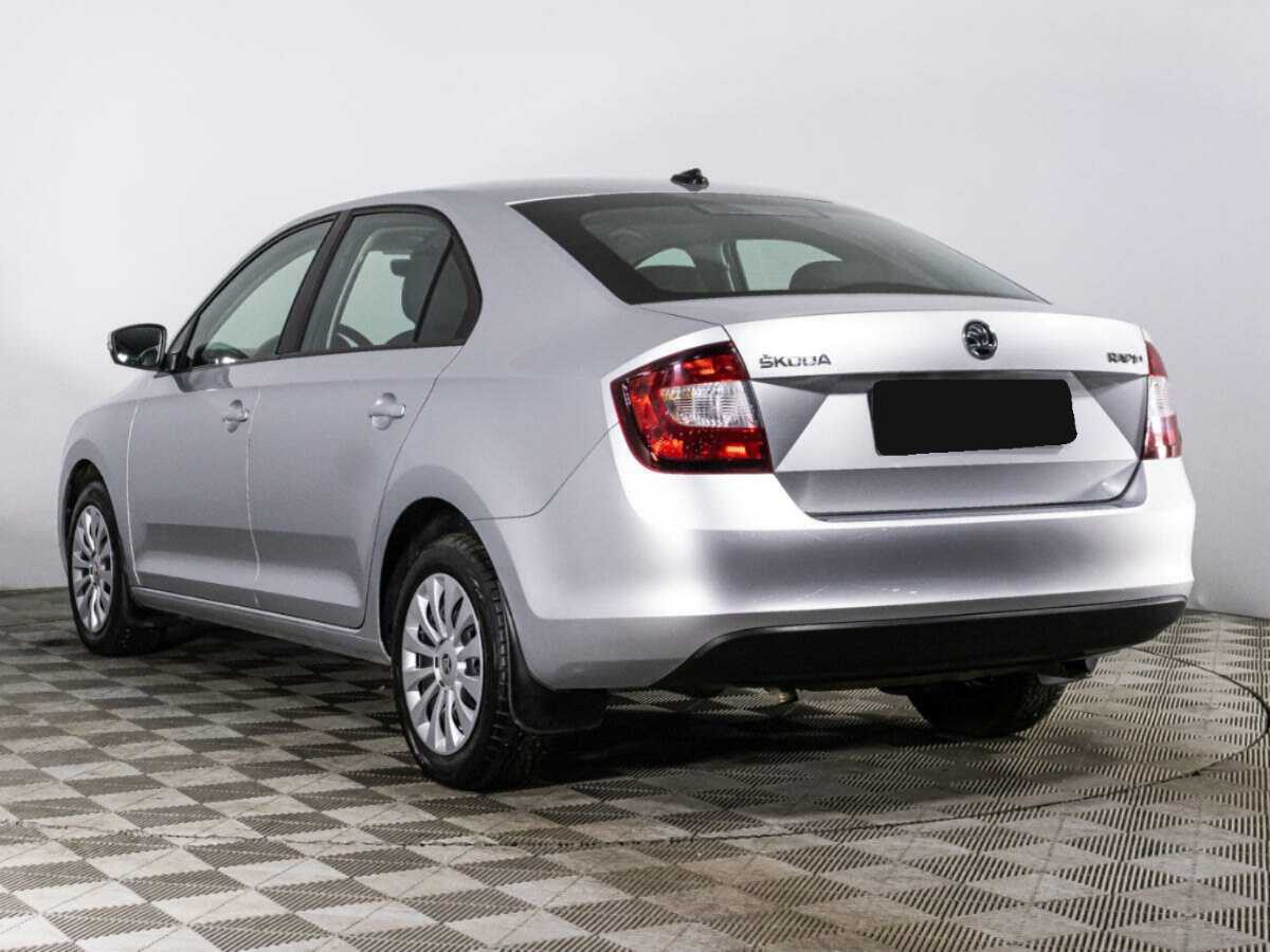 Skoda Rapid 2018 года с пробегом. Фото: #6