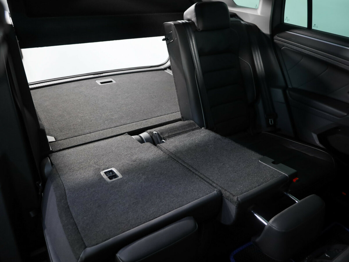 Volkswagen Tiguan 2019 года с пробегом. Фото: #24