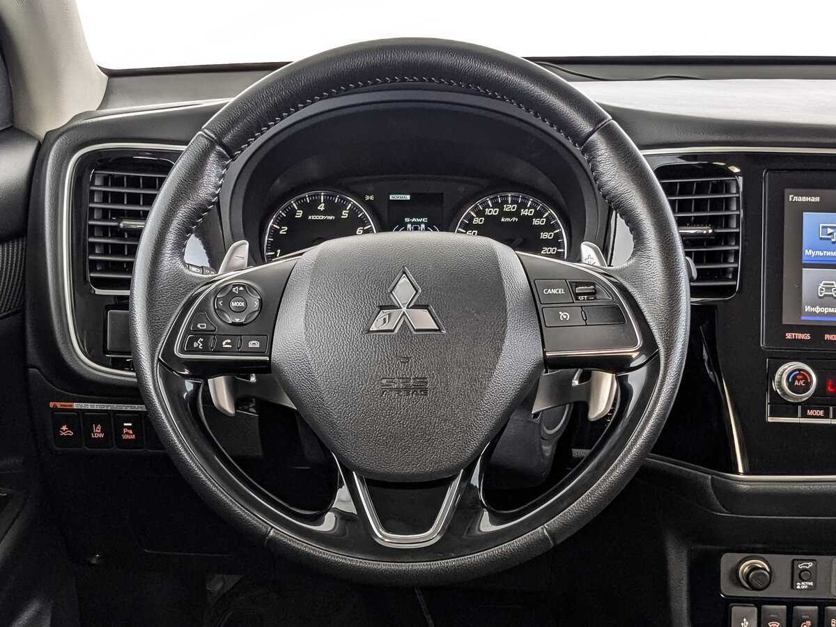 Mitsubishi Outlander 2021 года с пробегом. Фото: #16